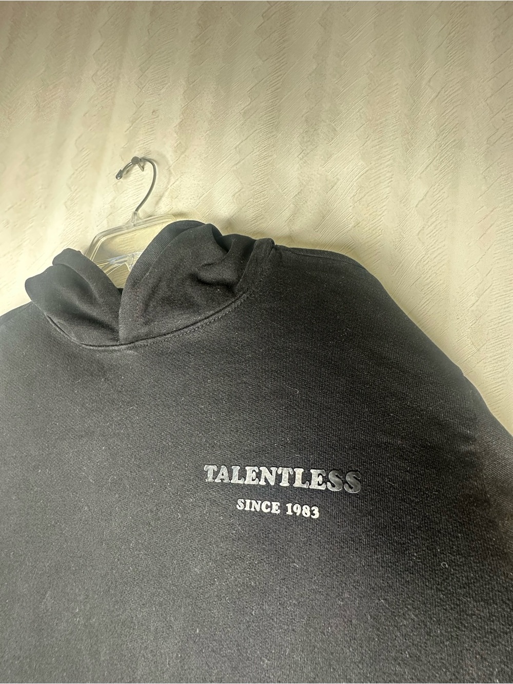 🔥 TALENTLESS circle logo hoodie black font - Casual Sweatshirt size small - Picture 3 of 6